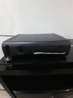 Xbox 360 console with wireless controller and with 38 games installed