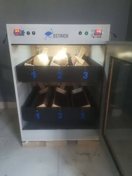 Automatic Incubator 100 eggs 8