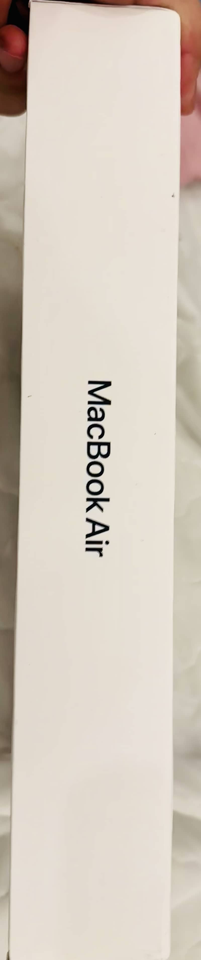 Macbook Air M3 Midnight 8/256GB 1