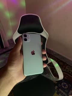 iPhone 11 256 gb 10 by 10