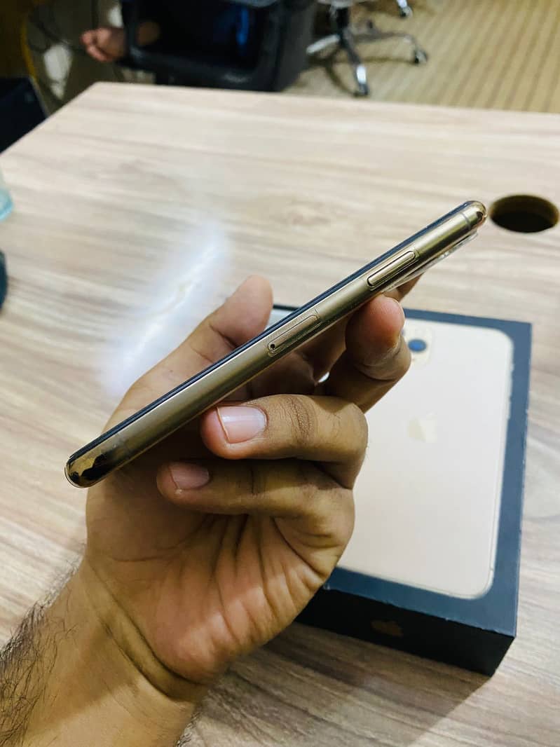 iphone 11pro 64gb non pta box 2