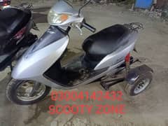 49 cc japanese 4 stroke tri wheeler scooty contact at 03004142432