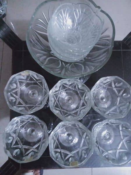 plastic and glass plates and bowls sets 7