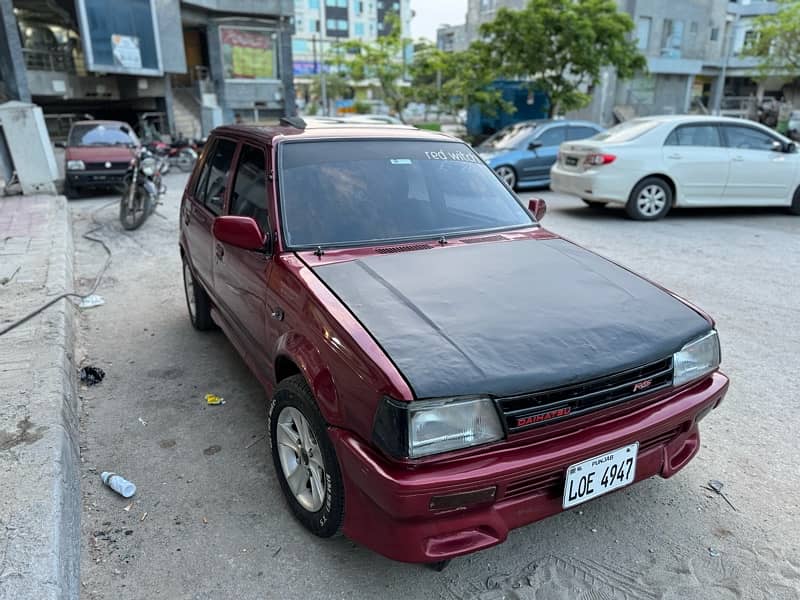 Daihatsu Charade 1986, Own name home used clean car 2