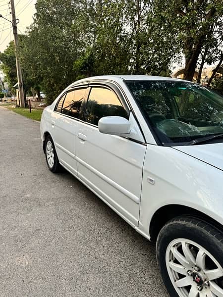 Honda Civic EXi 2005 5