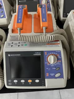 Defibrillators -  Nihon Kohden, Philips, mindray