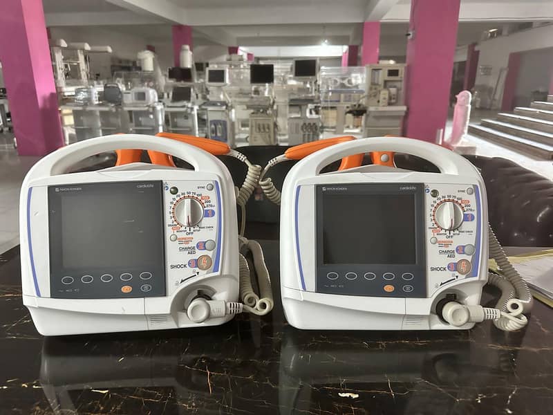 Defibrillators -  Nihon Kohden, Philips, mindray 2