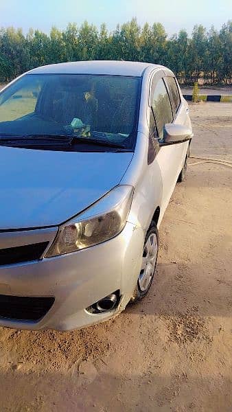 Toyota Vitz 2012 1