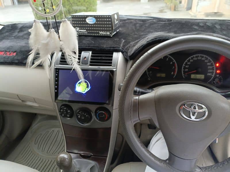 Toyota Corolla GLI 2010 10