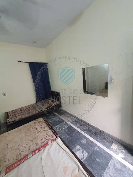 Girls Hostel in Ali Town Lahore (Furnished) 7
