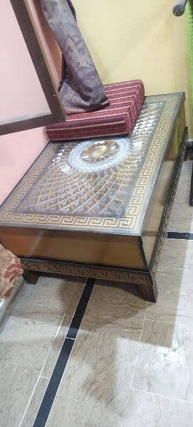 Center Table 10 By 10 Condition For Sale 1