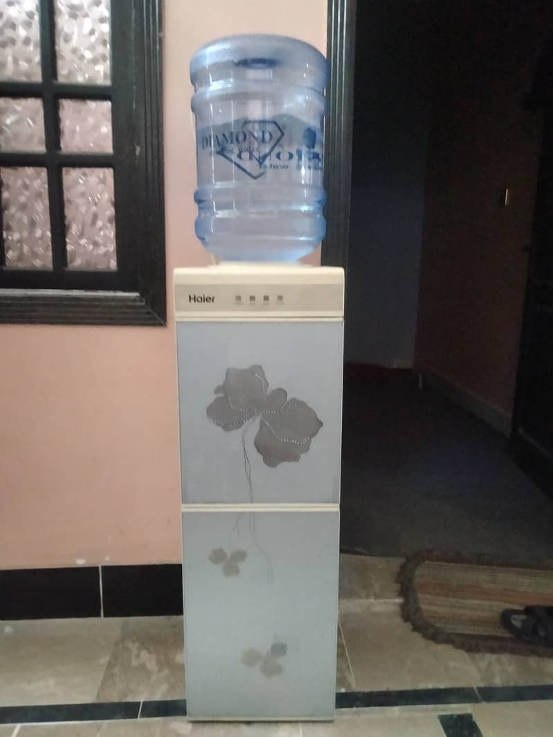 Water dispenser for sell in good condition 3