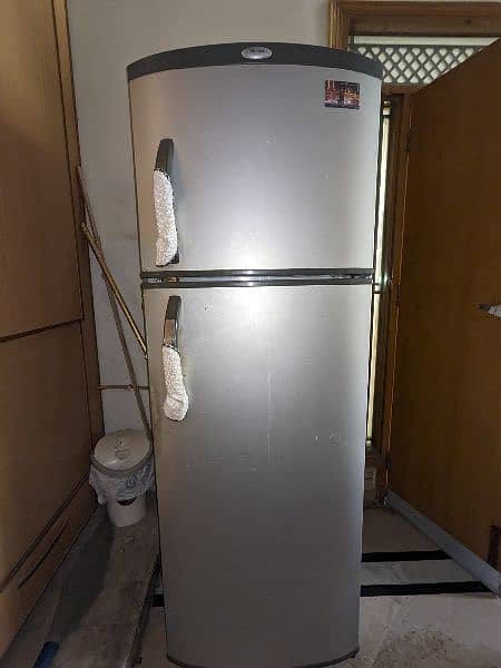 Whirlpool Refrigerator No frost 13 cubic ft 1