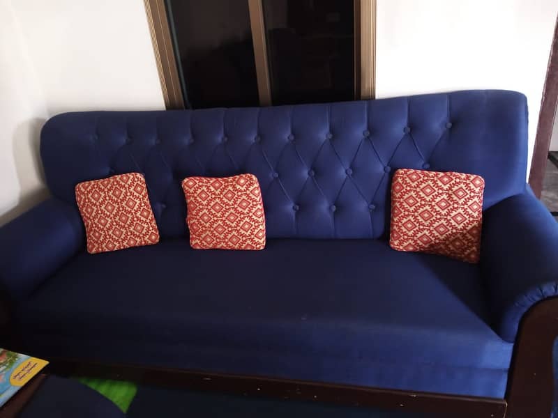 2 sets sofa 5 seater and 6 seater 3