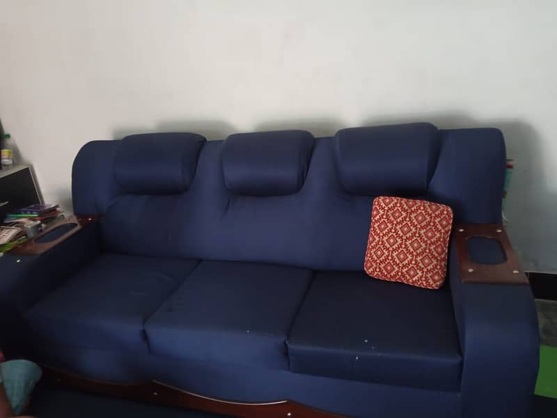 2 sets sofa 5 seater and 6 seater 6