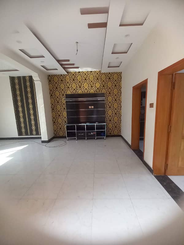 5 MARLAS HOUSE FOR RENT BLOCK M 4