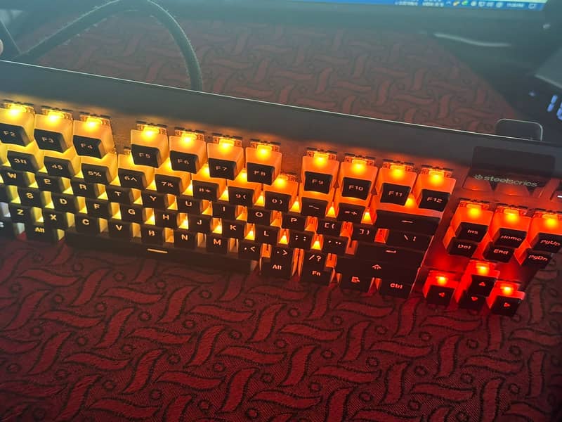 Steeleries apex pro TKL ( World's fastest gaming keyboard) 1