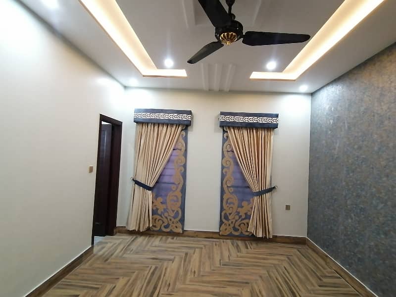 House For Sale In Rs. 38000000/- 29