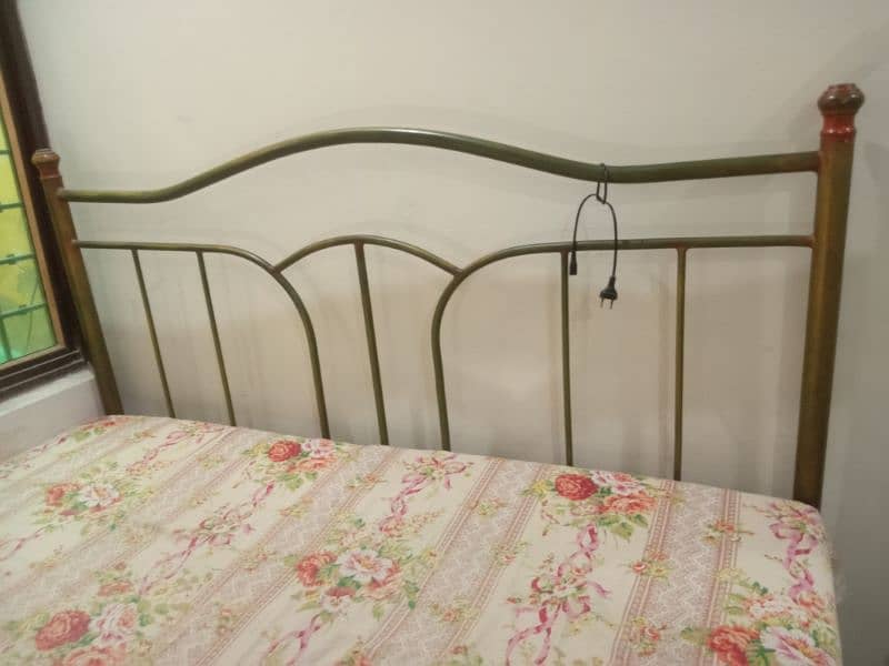 iron bed urgent sale need money 0