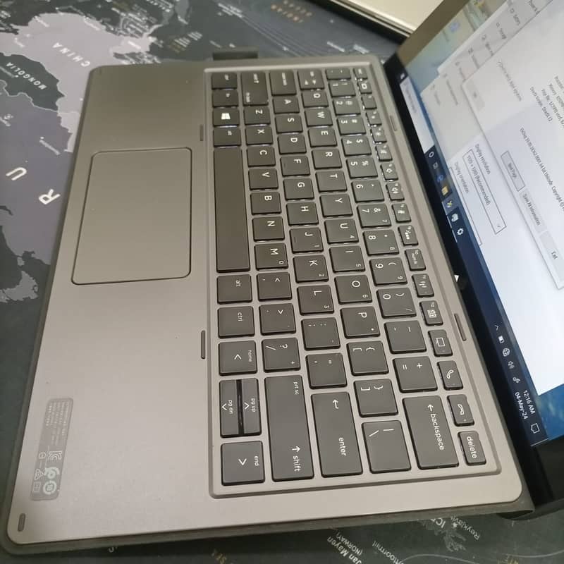 HP Pro X2 612 G2 Laptop Plus Tablet Core i5 7th Gen 8GB Ram 256 GB SSD 1