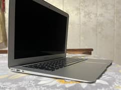 MacBook Air (13-inch, Early 2015) including 45W charger plus Bag 0