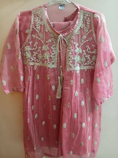 1maxi frock 1 suit size for maxi frock45 length chest17  suit size 34 3