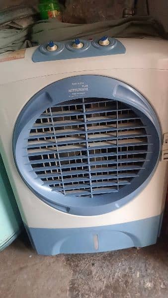 1 Season Used Air Cooler Almost New 2