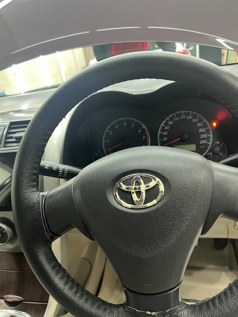 Toyota Corolla GLI 1.6 Auto 15