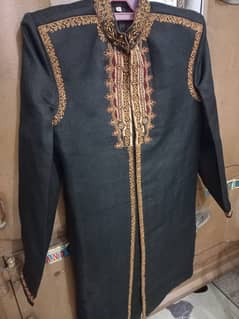 sharwani black colour In Good Condition (Large)