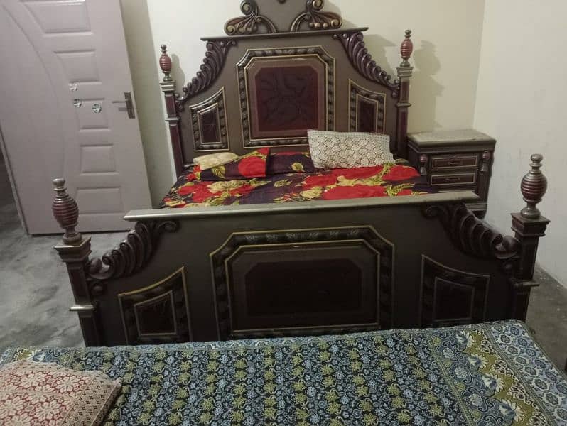 bed ,side table 2, dressing table ,showcase for sell 2