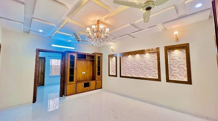 8 Marla Residential House available for sale in Sactor Faisal town A block Islamabad 8