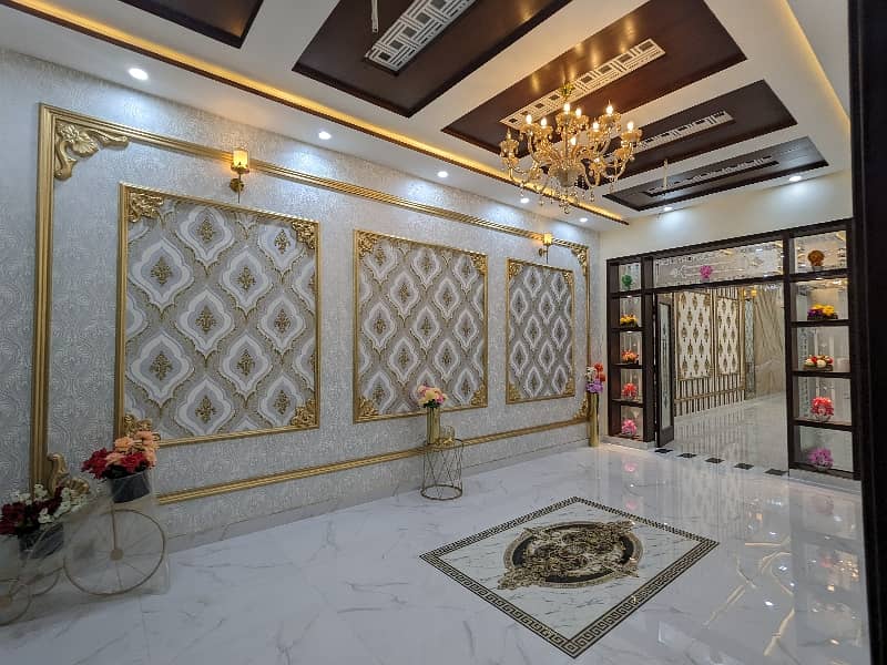 10 MARLA BRAND NEW FIRST ENTERY VIP LUXERY LEATEST ULTRA MODERN STYLISH House available for sale in johertown lahore on main 65 fit road by fast property services real estate and builders lahore 4