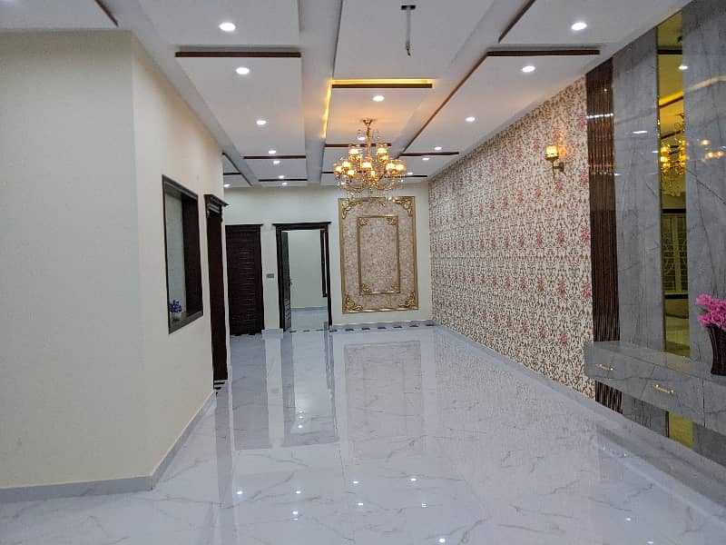 10 MARLA BRAND NEW FIRST ENTERY VIP LUXERY LEATEST ULTRA MODERN STYLISH House available for sale in johertown lahore on main 65 fit road by fast property services real estate and builders lahore 34