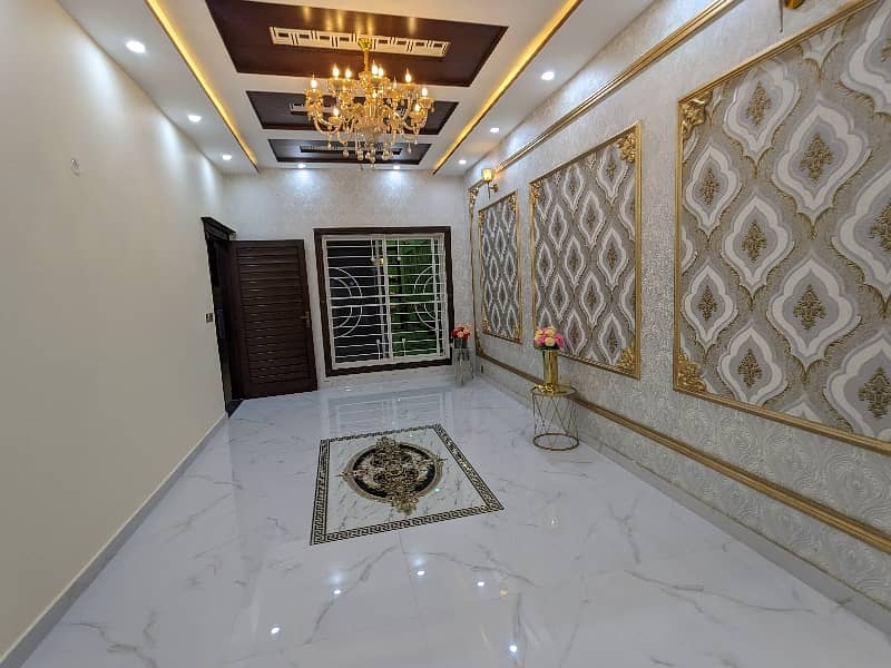 10 MARLA BRAND NEW FIRST ENTERY VIP LUXERY LEATEST ULTRA MODERN STYLISH House available for sale in johertown lahore on main 65 fit road by fast property services real estate and builders lahore 40