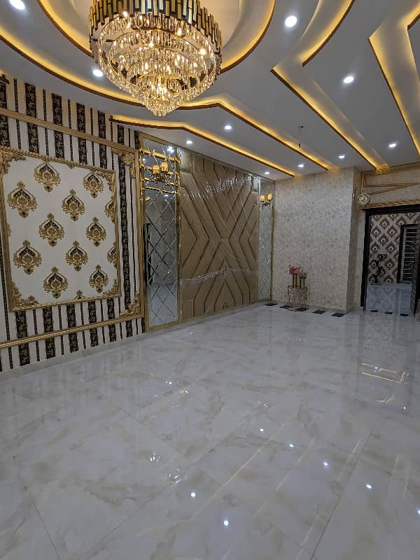 10 MARLA BRAND NEW FIRST ENTERY VIP LUXERY LEATEST ULTRA MODERN STYLISH House available for sale in johertown lahore on main 65 fit road by fast property services real estate and builders lahore 45