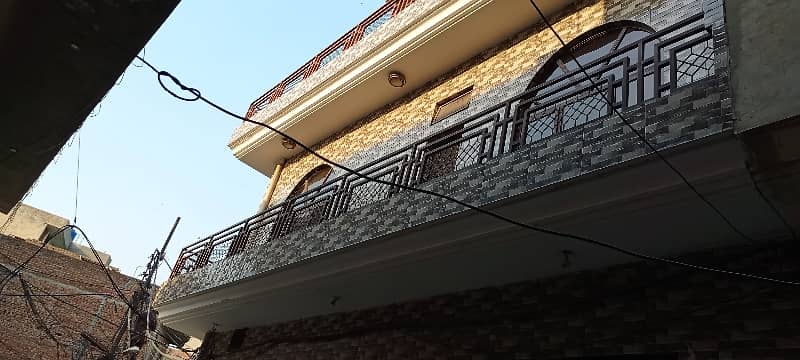 4 Marla corner completely double story House available for Urgent Sale in Allama Iqbal Road, ghari shahu 5