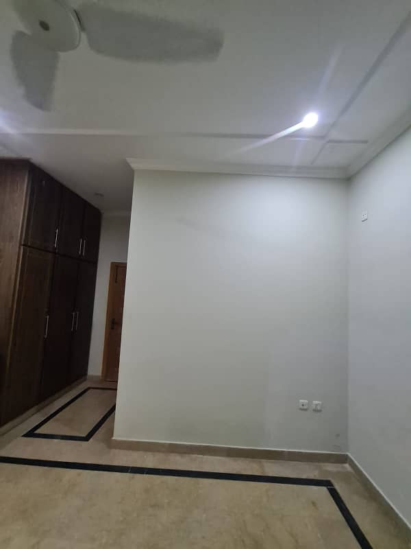 7 Marla Ground Portion Available. For Rent In F-17 Islamabad. 5