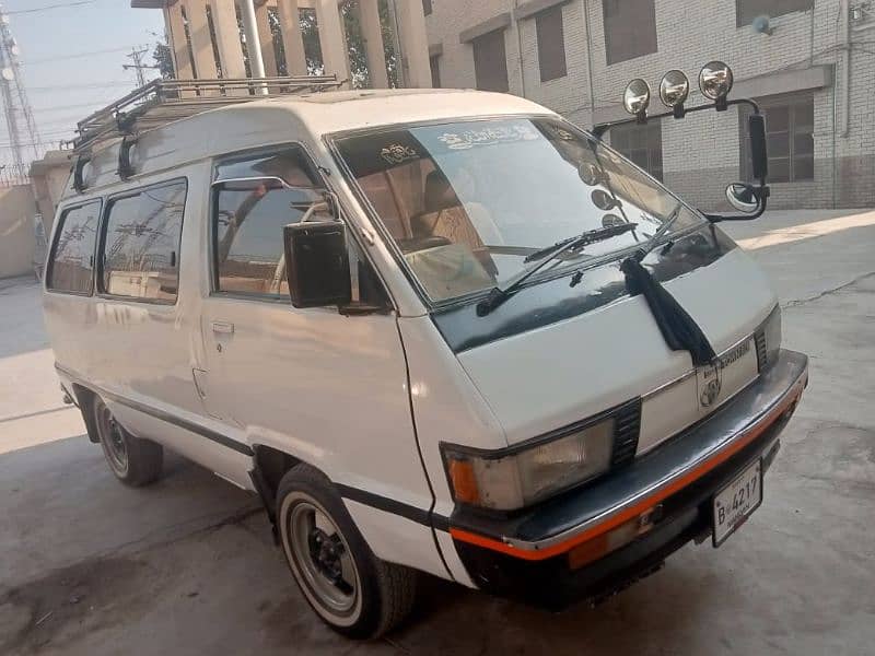 Toyota Town Ace 1987 3