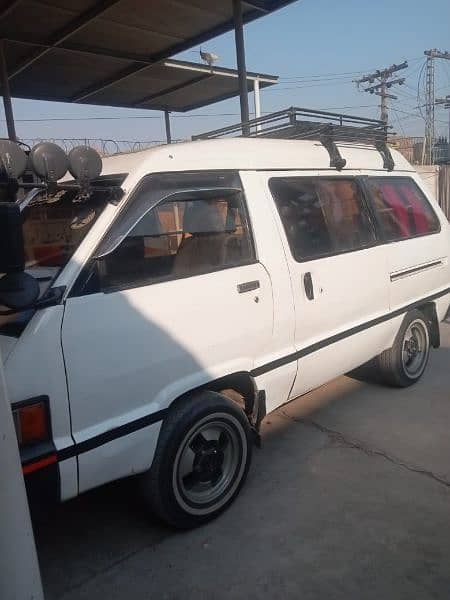 Toyota Town Ace 1987 8