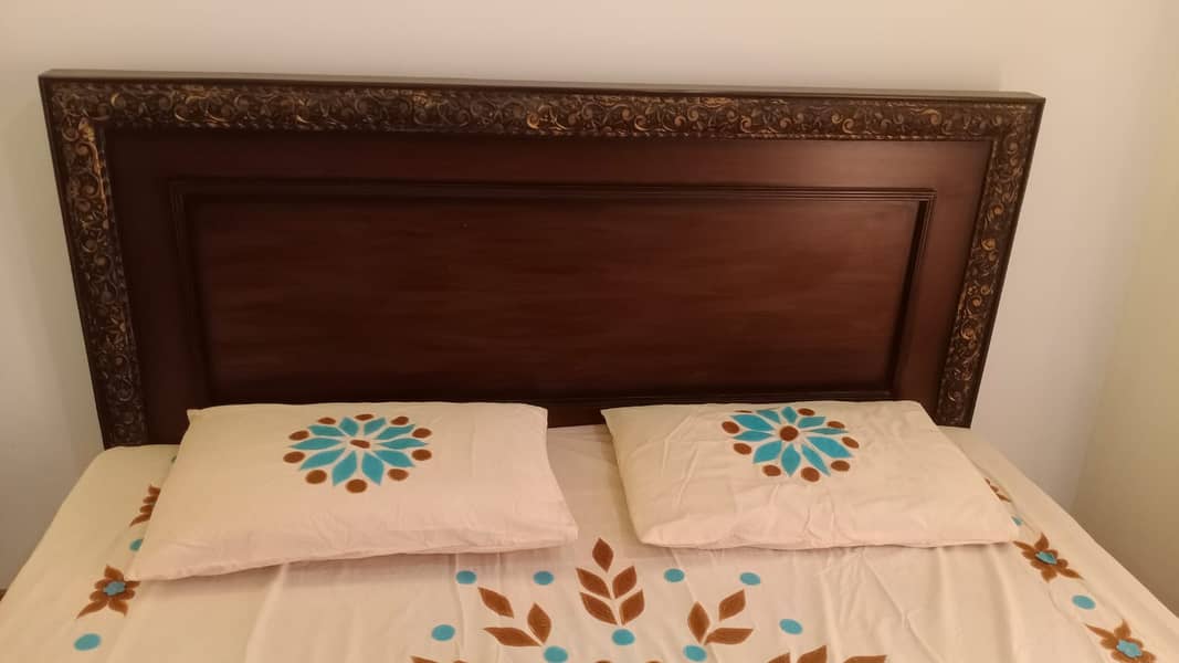 King Size Bed with Mattress for Sale 3