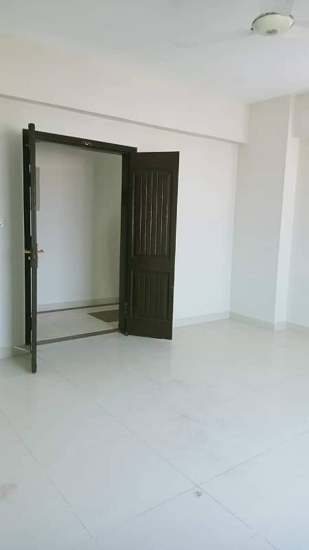 Brend New apartment available for Rent in Askari 11 sec-B Lahore 16