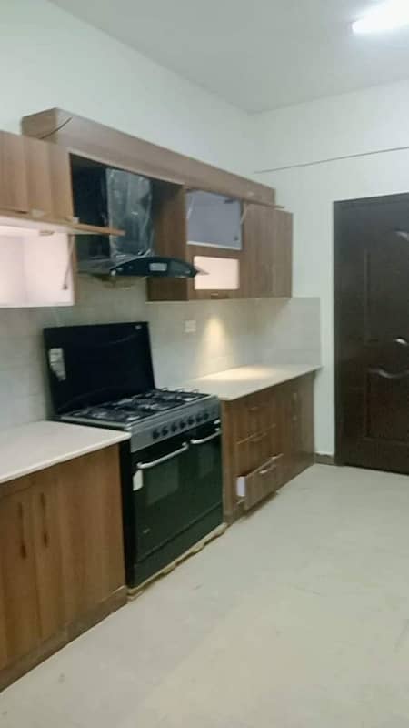 Apartment available for sale in Askari 11 sec-B Lahore 13