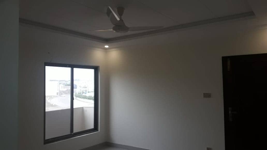 Two Bed Apartment For Sale In River View Commerical Phase 7 Bahria Town 5