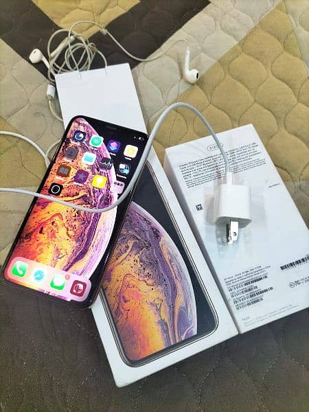 iphone xs max pta approved contact to WhatsApp 03321718405 1