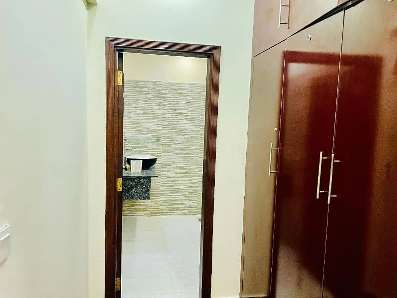 F-11 Markaz 3 Bedroom Fully Furnished Apartment Available For Sale Investor Rate 20