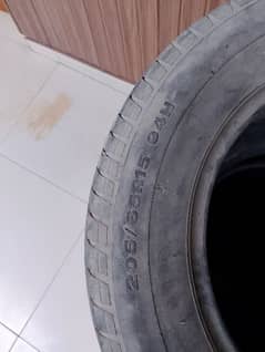 205/65/15 Dunlop tyre 0