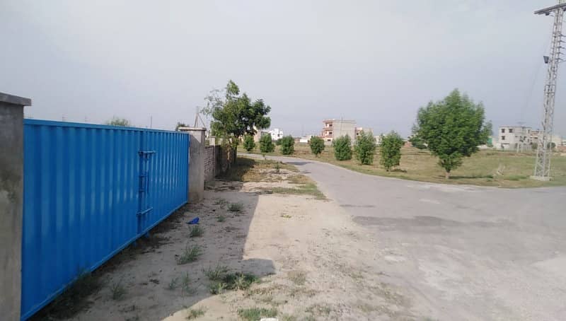 100 Feet Main Road 1 Kanal Ideal Location Plot In E Block AWT Phase 2 Lahore 6