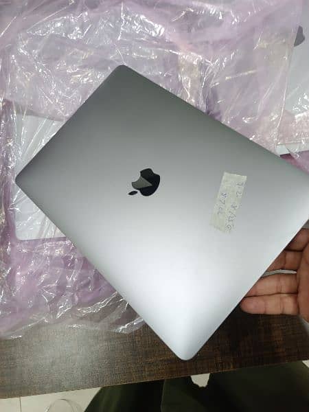 MACBOOK PRO 2020 13 INCH TOUCHBAR CORE I5 Q-C 8GB RAM 256GB SSD 10