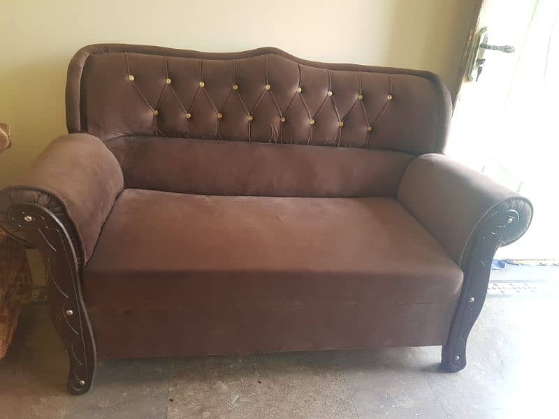 urgent sale sofa 1