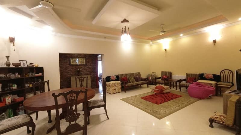 16 Marla Double Unit House Available For Sale In E-11/2 Islamabad. 10